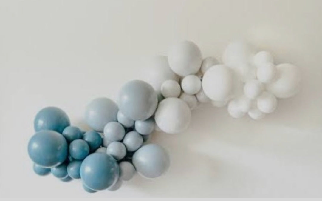 Grab and Go Balloon Garland